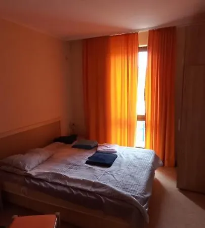 Quiet Corner דירה *